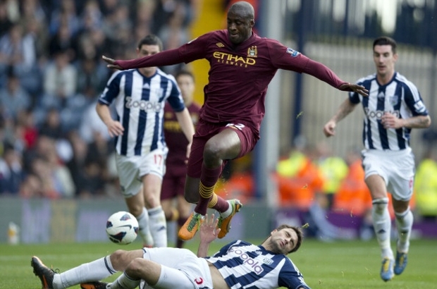 West Brom (áo sáng) không phải là đối thủ dễ chơi