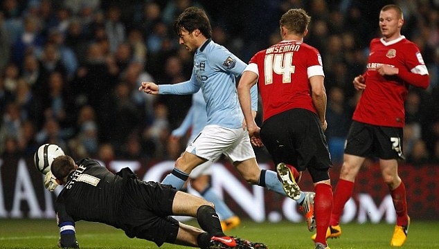 Pha ấn định chiến thắng 5 sao của David Silva