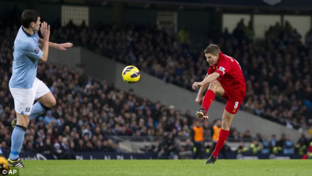 Manchester City vs Liverpool là cặp đấu đáng xem nhất ngày chủ nhật