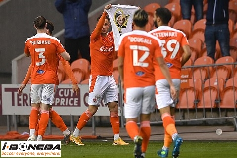 Nhận định dự đoán Blackpool vs Oxford United 22h ngày 10/2