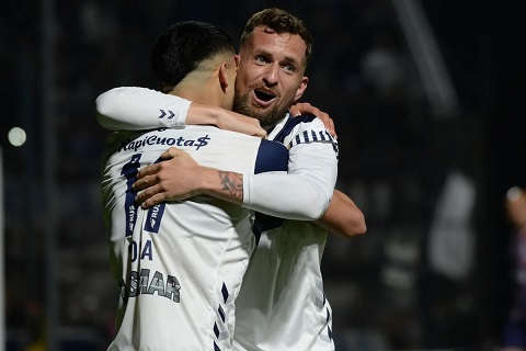 Nhận định dự đoán Gimnasia LP vs Rosario Central 5h ngày 6/8