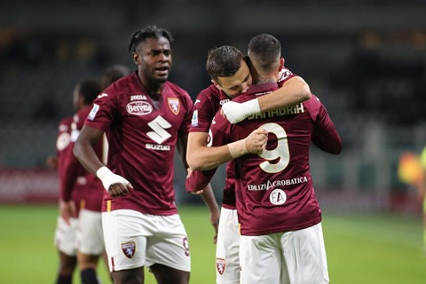 Nhận định dự đoán Torino vs Cosenza 2h15 ngày 12/8