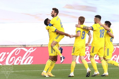 Bóng đá - Tenerife vs Cadiz 24/03/2025 00h30