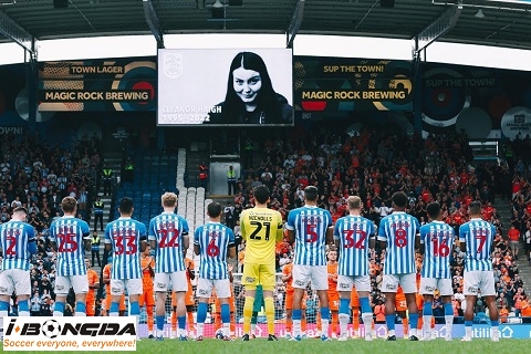 Nhận định dự đoán Huddersfield Town vs Blackpool 1h45 ngày 25/9