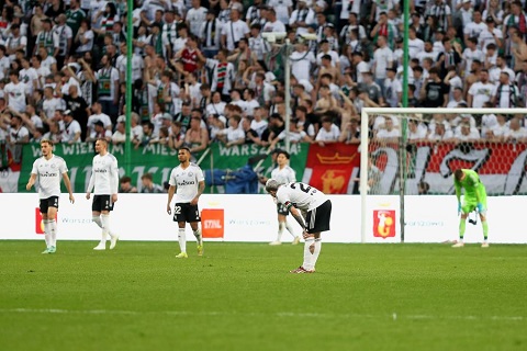 Nhận định dự đoán Legia Warszawa vs Puszcza Niepolomice 2h15 ngày 16/2