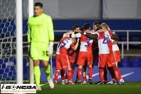 Nhận định dự đoán Bolton Wanderers vs Wycombe Wanderers 21h ngày 18/4