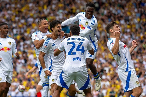 Nhận định dự đoán Leeds United vs Stoke City 21h ngày 21/4