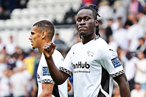 Phân tích Hull City vs Derby County 21h ngày 26/4