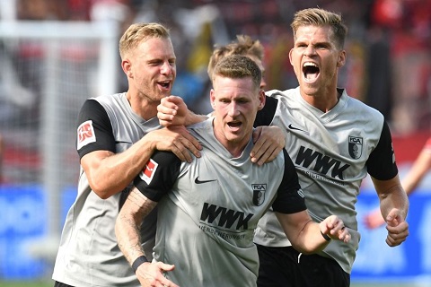 Nhận định dự đoán Augsburg vs Holstein Kiel 20h30 ngày 4/5
