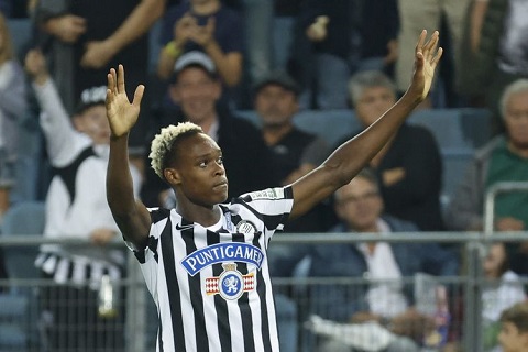 Nhận định dự đoán Sturm Graz vs Red Bull Salzburg 0h30 ngày 10/5