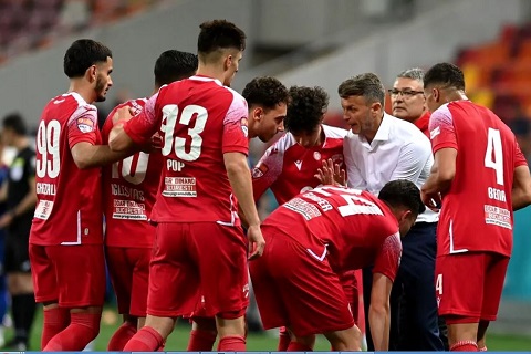 Nhận định dự đoán Dinamo Bucuresti vs Rapid Bucuresti 1h ngày 13/5