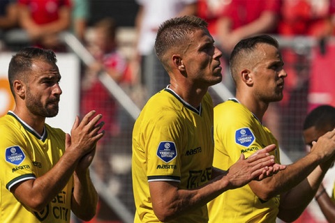 Nhận định dự đoán Almere City FC vs Fortuna Sittard 1h ngày 15/5