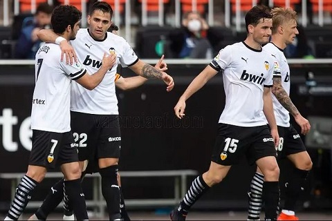 Phân tích Real Betis vs Valencia 2h ngày 24/5