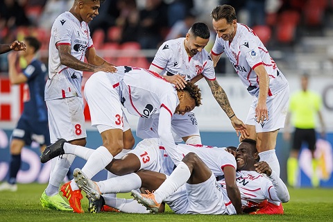 Nhận định dự đoán Sion vs Thun 21h30 ngày 4/7