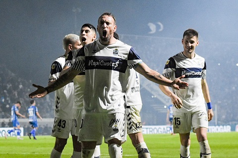 Gimnasia LP vs Instituto 4h30 ngày 13/7