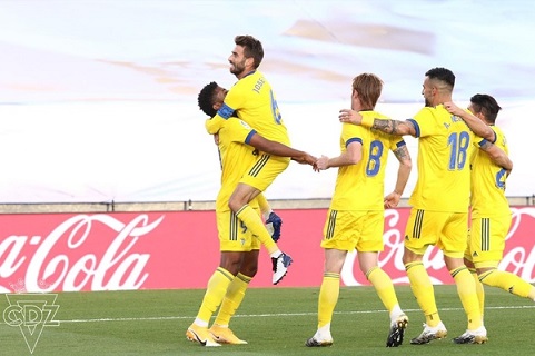 Phân tích Las Palmas vs Cadiz 17h ngày 24/7