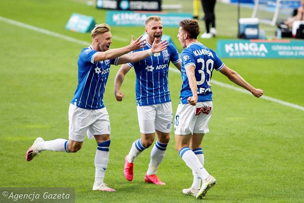 Lech Poznan vs Crvena Zvezda 0h ngày 6/8