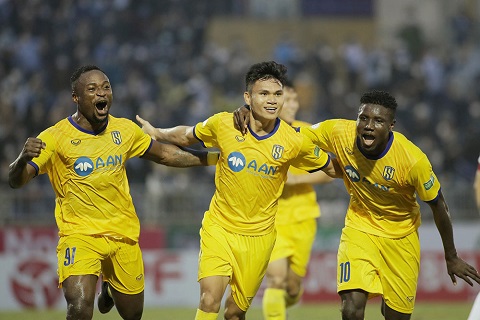 Nhận định dự đoán PVF CAND vs Sông Lam Nghệ An 18h ngày 17/8
