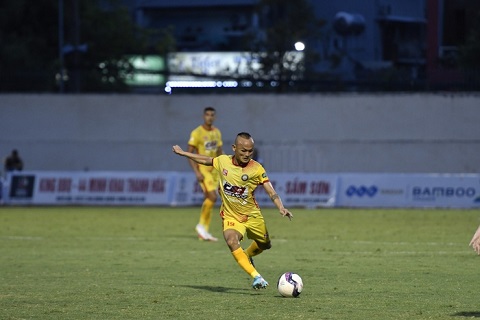 Nhận định dự đoán Phù Đổng Ninh Bình vs Thanh Hóa 18h ngày 23/8