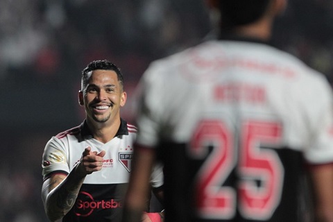 Nhận định dự đoán Liga Dep. Universitaria Quito vs Sao Paulo 5h ngày 19/9