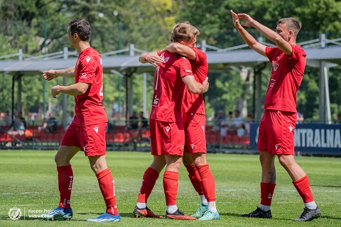 Phân tích Gornik Zabrze vs Widzew lodz 22h30 ngày 21/9