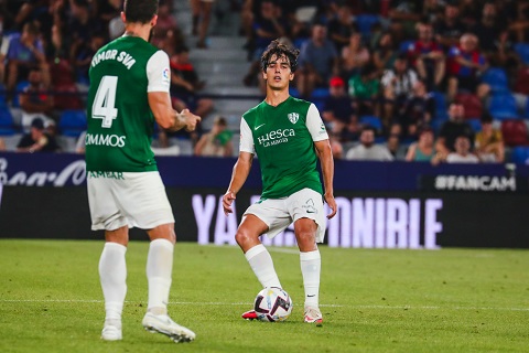 Nhận định dự đoán SD Huesca vs Valladolid 22h15 ngày 6/12