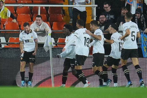 Phân tích Burgos CF vs Valencia 3h ngày 16/1