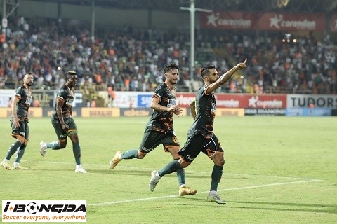 Bóng đá - Alanyaspor vs Basaksehir FK 20h ngày 21/2