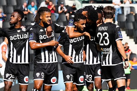 Ph&acirc;n t&iacute;ch Lens vs Angers SCO 2h45 ng&agrave;y 21/3