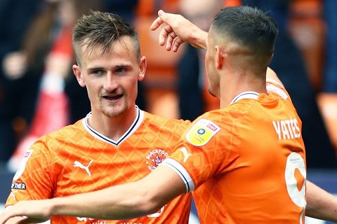 Phân tích Reading vs Blackpool 21h ngày 2/5