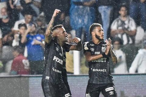 Bóng đá - Santos vs Coritiba 21h ngày 17/5