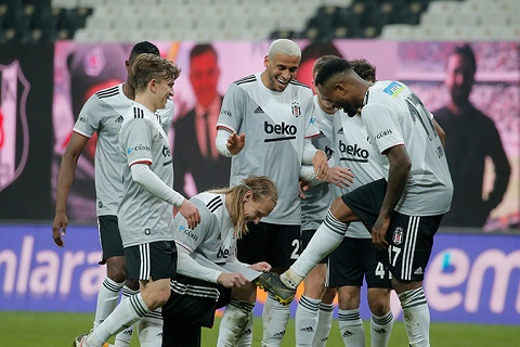 Bóng đá - Besiktas vs Midtjylland 1h ngày 24/7
