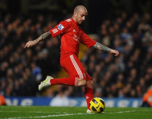 Những pha bóng kỹ thuật và những bàn thắng đẹp của Raul Meireles trong màu áo Liverpool 