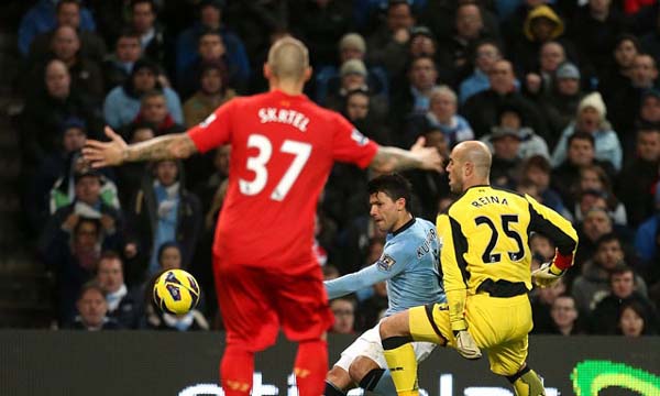 Top 5 bàn thắng đẹp nhất vòng 25, giải Ngoại Hạng Anh 2012-13