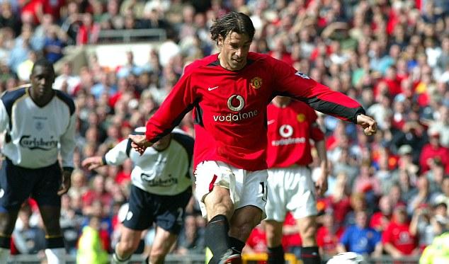 Đếm ngược đến trận derby nước Anh (2 ngày): MU 4-0 Liverpool (4/5/2003)