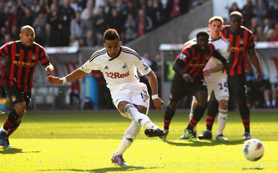 Swansea 1-0 Man City (Highlight vòng 28, Premier League 2011-2012)
