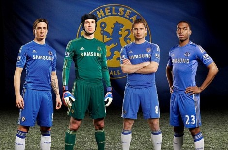 Chelsea ra mắt mẫu áo đấu mới mùa giải 2012 2013