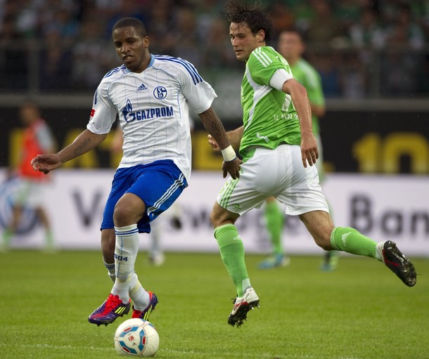 Wolfsburg 2 - 1 Schalke (Highlight vòng 6 Budesliga, mùa giải 2011-2012) 