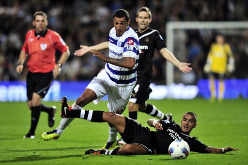 Queens Park R 0-0 Newcastle (Highlight vòng 4 Premier League, mùa giải 2011-2012)