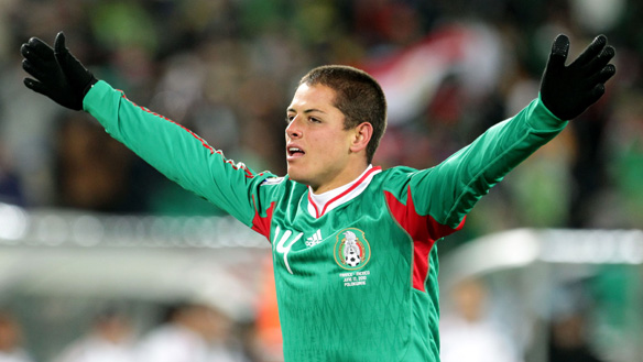 Tuyệt tác “ xe đạp chổng ngược” của Chicharito