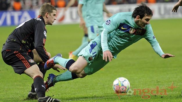 Bayer Leverkusen 1-3 Barcelona (Highlight lượt đi vòng 1:8, Champions League 2011-12)