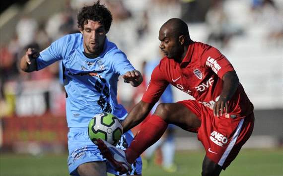 Bóng đá - 23:45, ngày 17/09 Nimes - Ajaccio GFCO