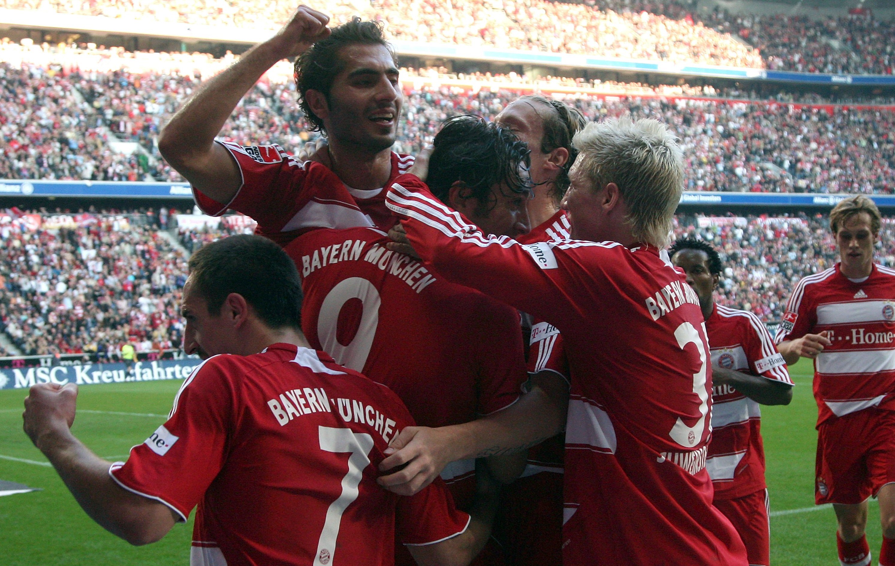 Play-off lượt đi Champions League: Bayern Munich - Zurich: 2-0