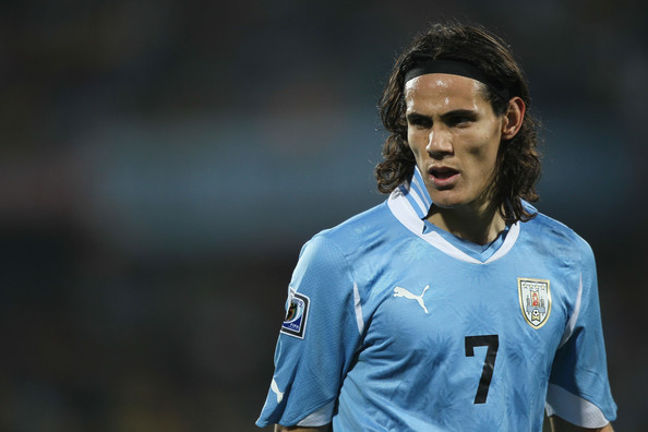 Cavani - hãy cầm nước mắt!