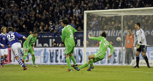 Schalke 4-0 Wolfsburg (Highlight vòng 22, Budesliga 2011-12)