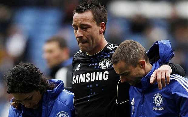 Terry tái phát chấn thương, Chelsea gặp khó!