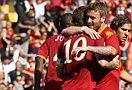 GOAL! De Rossi mở tỷ số cho trận đấu (LIVE: AS Roma 1-0 Juventus)