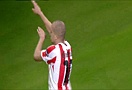 GOAL! Djebbour mở điểm cho đội chủ nhà (LIVE: Olympiakos 1-0 Arsenal)