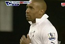 GOAL! Defoe rút ngắn tỉ số cho Gà trống (Live: Tottenham 1-3 MU)