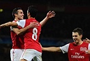 GOAL! Lại là tiền đạo người Hà Lan Persie (Live: Arsenal 2-1 Blackburn)